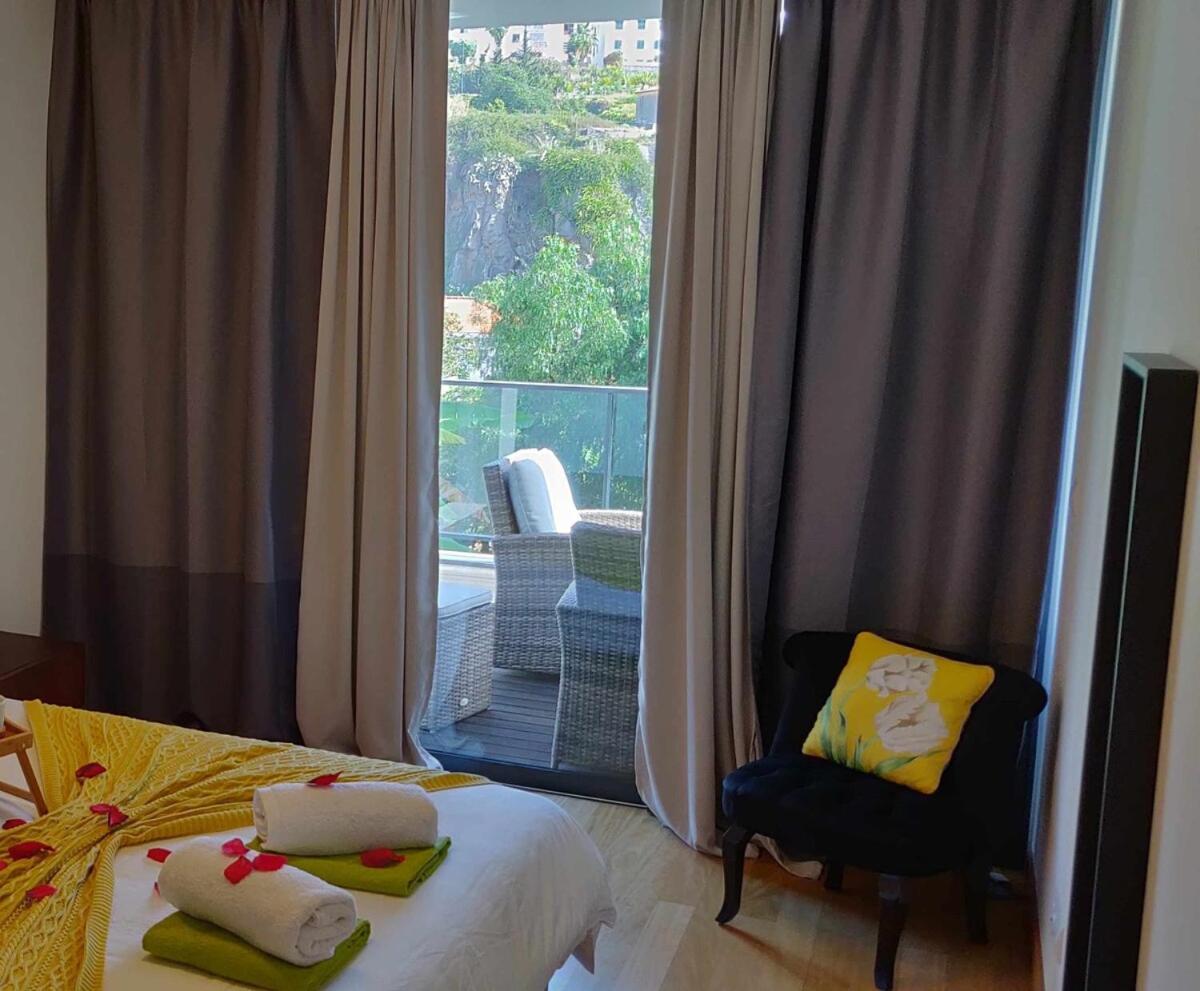 Condominio Zen Pearl-Luxury Com Piscina Funchal  Exteriör bild
